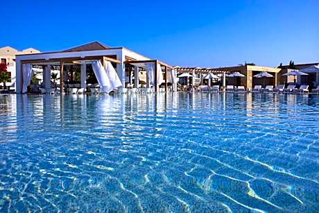Pelagos Suites Hotel & Spa