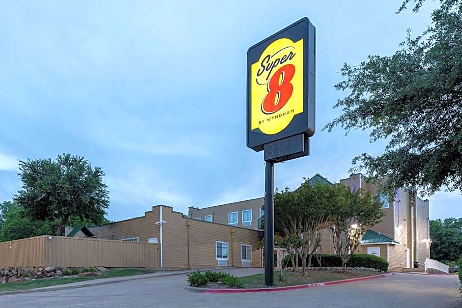 Super 8 by Wyndham Garland/Rowlett/East Dallas Area