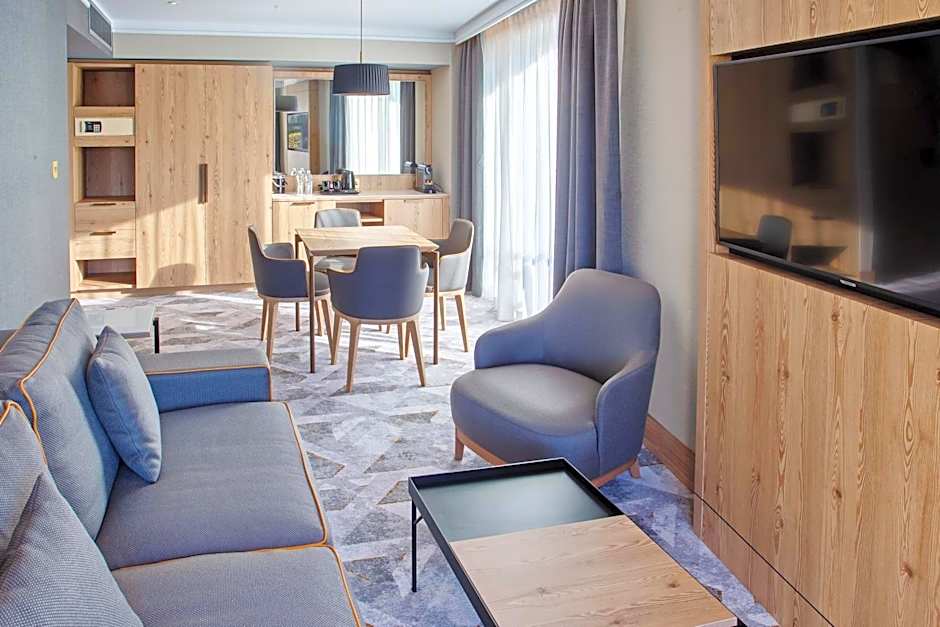 Crowne Plaza Marlow By IHG