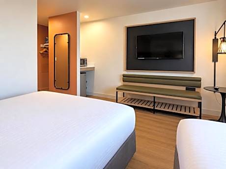Double Room - Non-Smoking