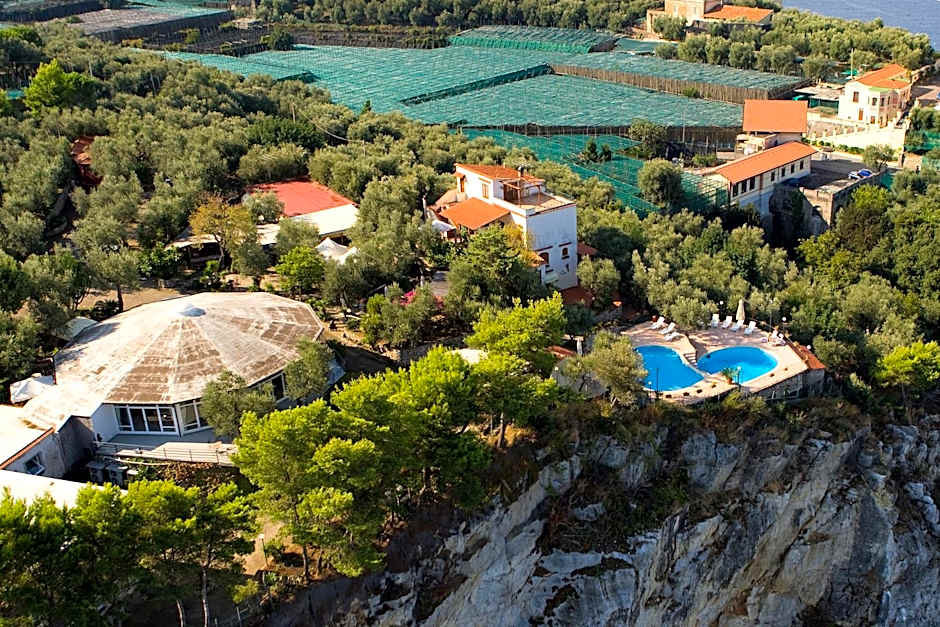 Villaggio Villa Lubrense