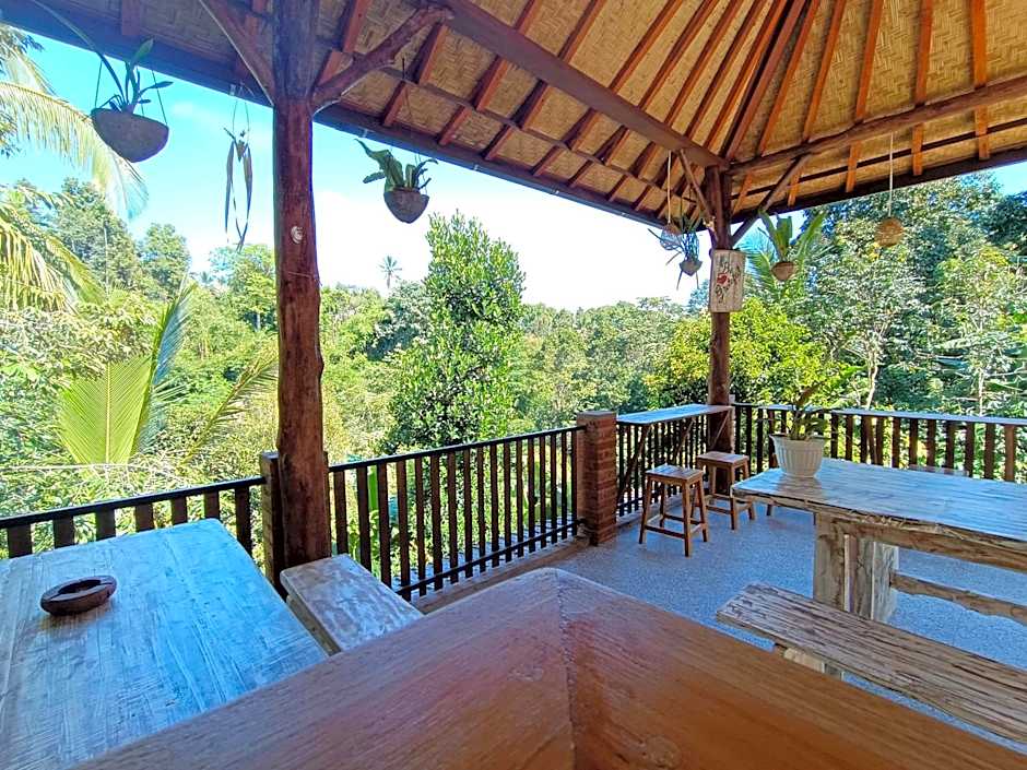 Artomoro Bali