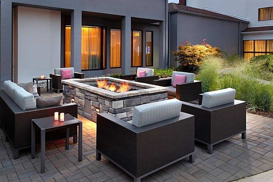 Photo 1 of 32 of Courtyard by Marriott Raleigh Cary