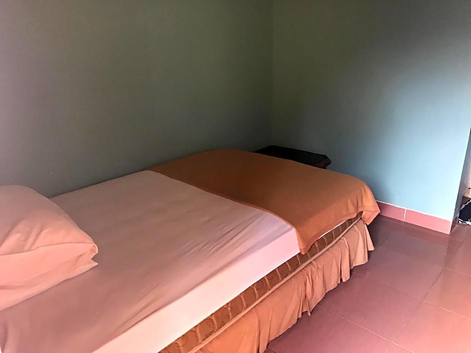 Hotel O Wisma Pinggir