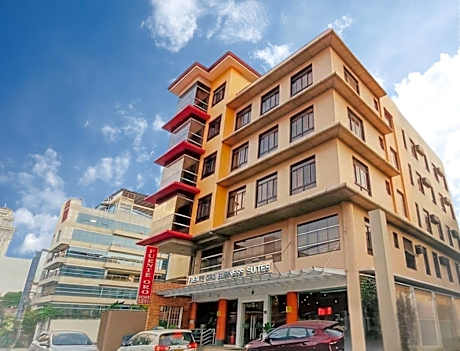 [ACTIVE] Fuente Oro Business Suites
