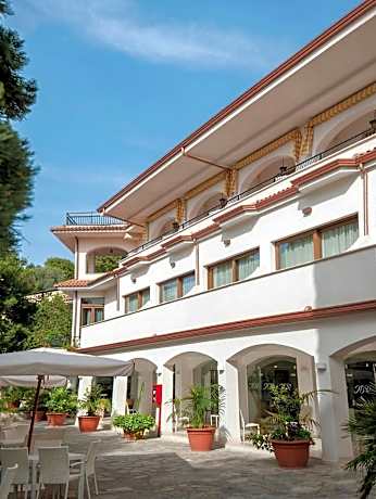 Hotel Paradiso
