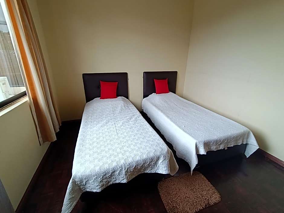 Mountain View Guest House KB