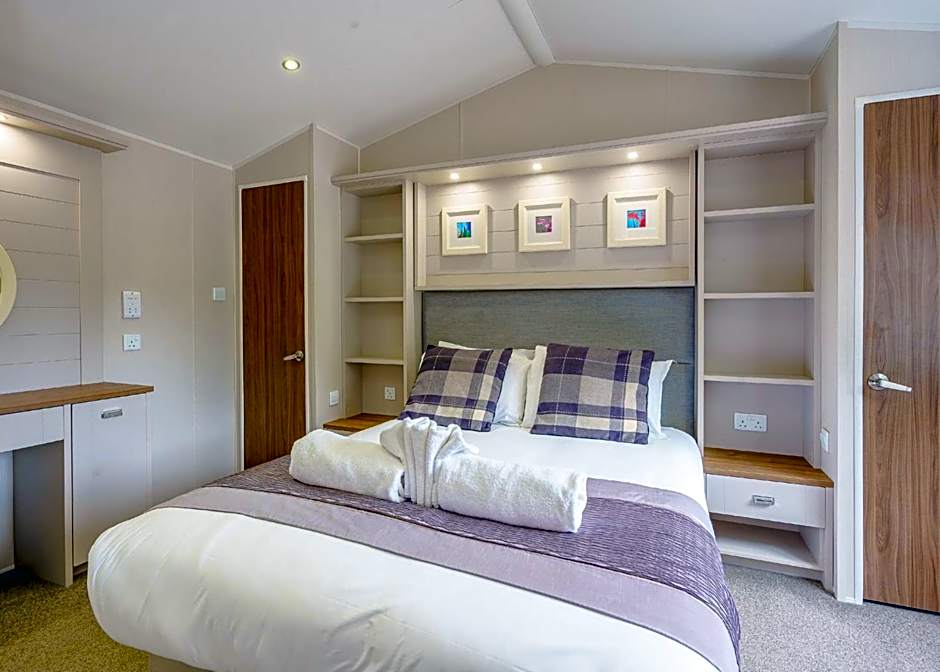 Calthwaite Hall Lodges