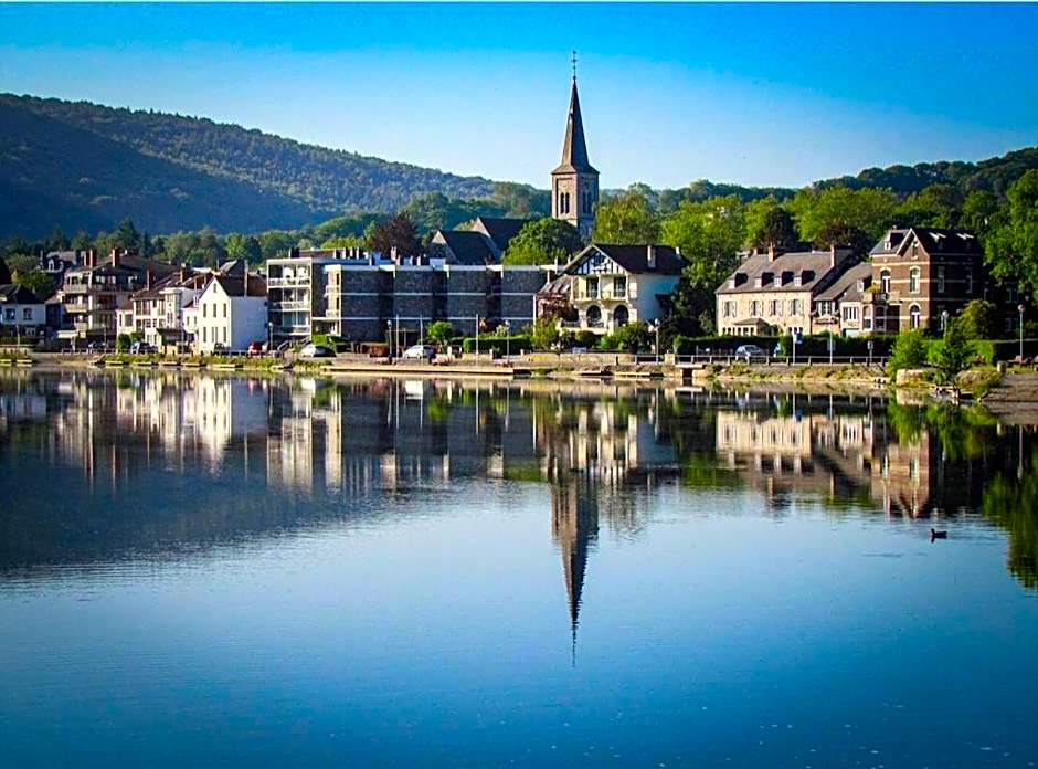 Escale Chambre d'hôtes Au coeur du vieux Profondeville entre Namur et Dinant