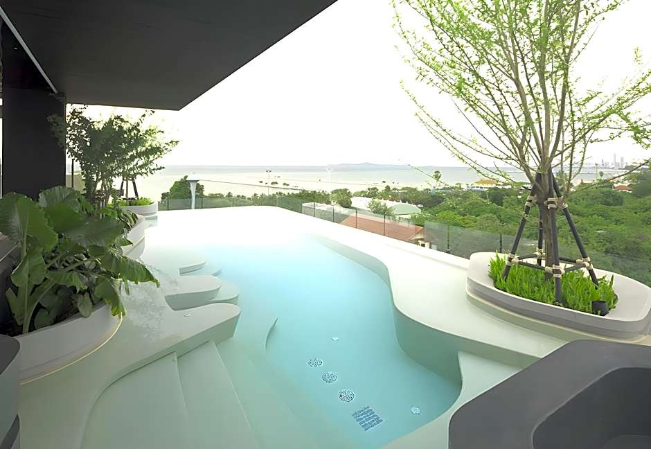 Cross Vibe Pattaya Seaphere