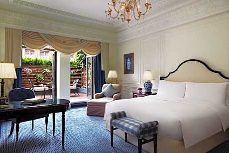 Premier Room, 1 King Bed, Terrace (1 King Bed)