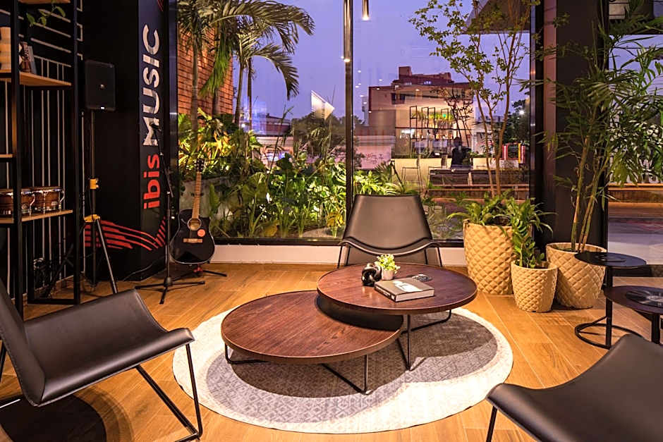 ibis Santa Cruz de la Sierra