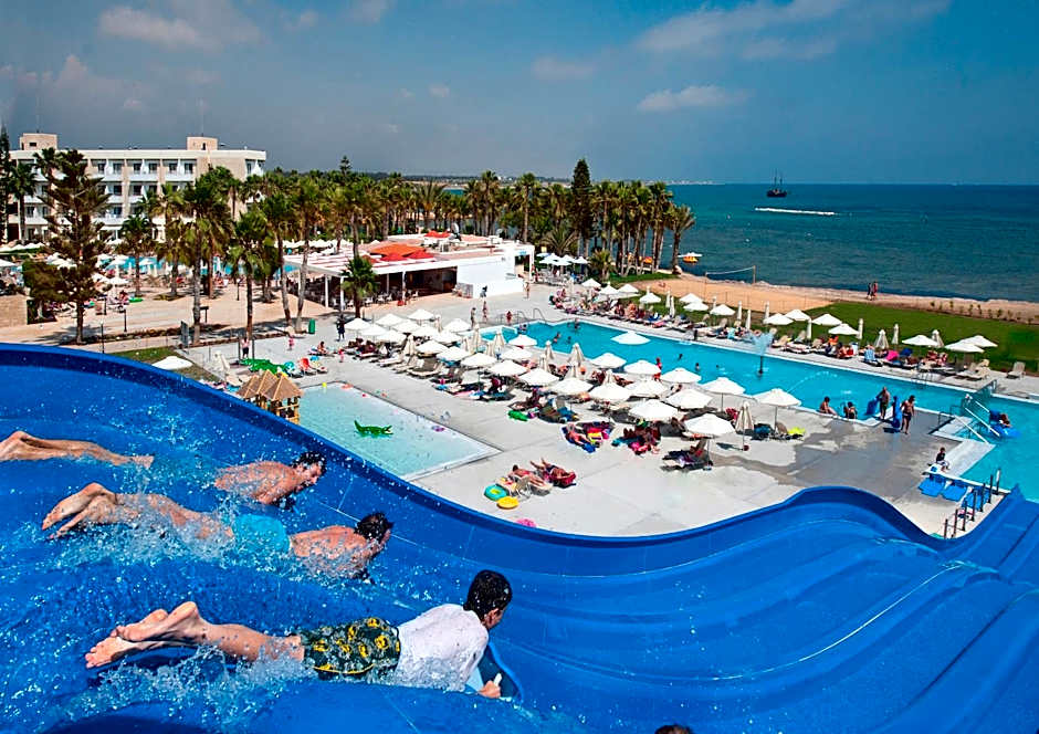 Louis Phaethon Beach