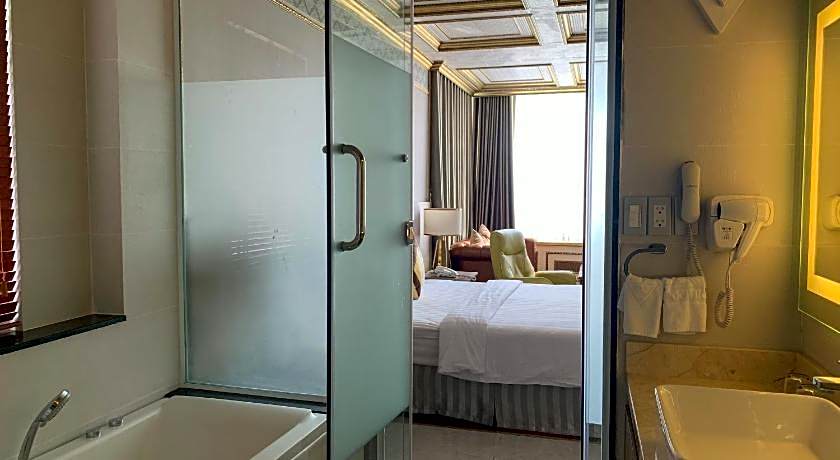 Lotus Saigon Hotel