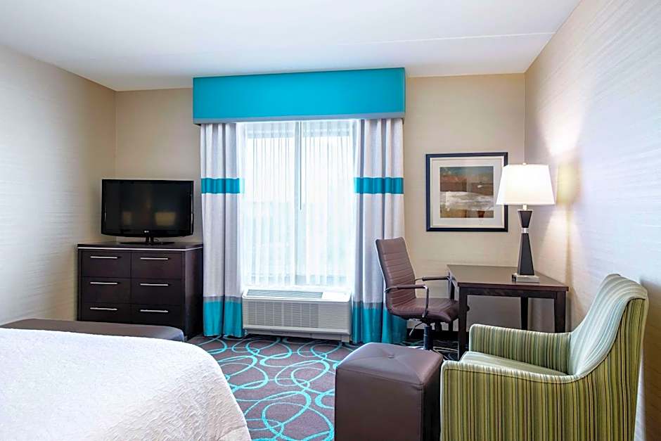 Hampton Inn By Hilton Winnipeg Airport