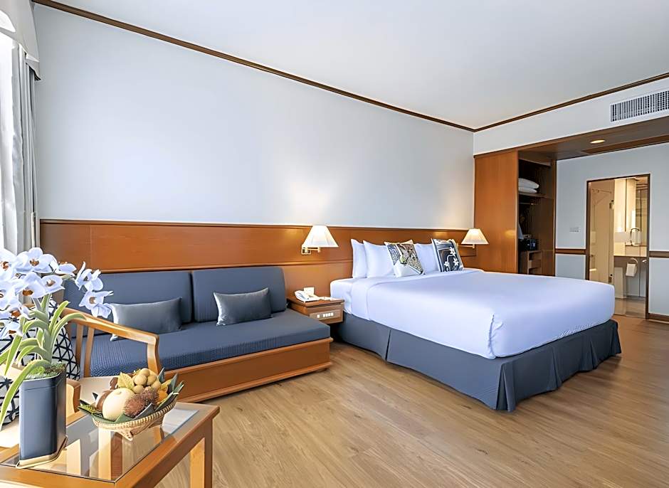 Royal Phuket City Hotel