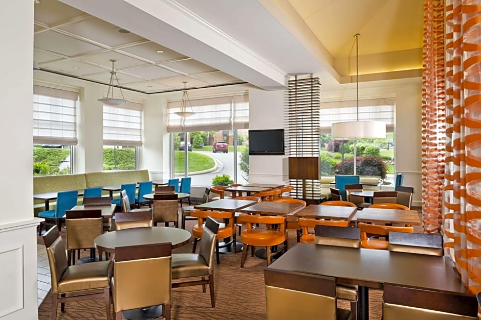 Hilton Garden Inn White Marsh