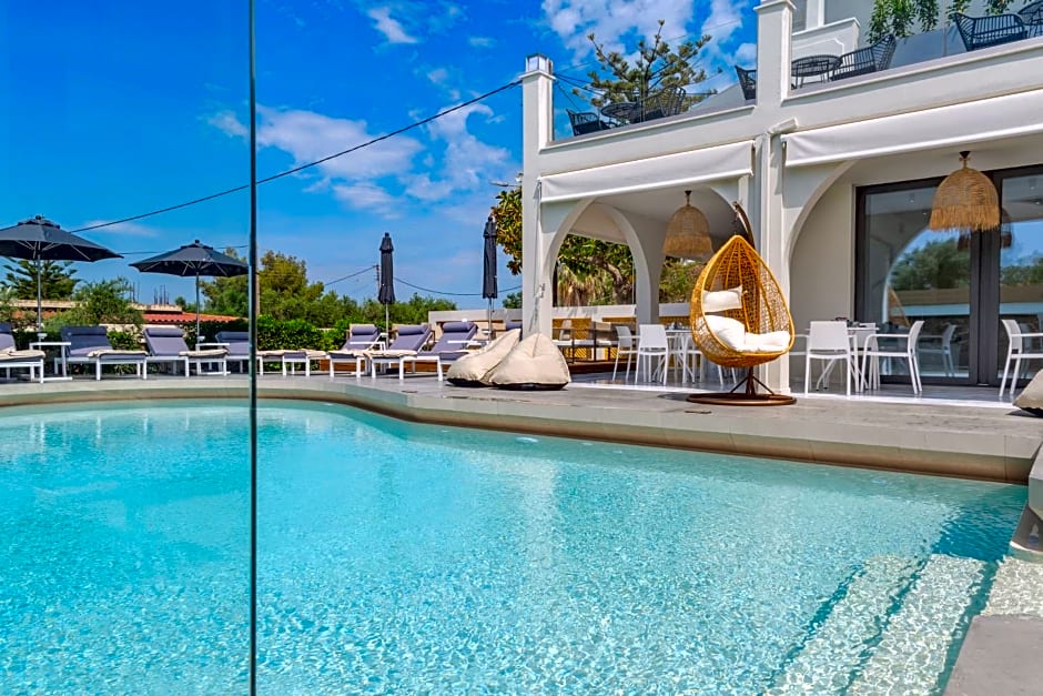 Nikon Boutique Hotel