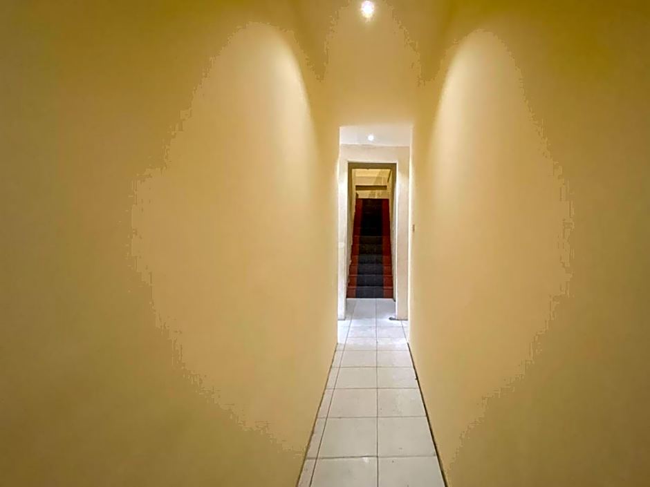 Urbanview Hotel ME Jayapura