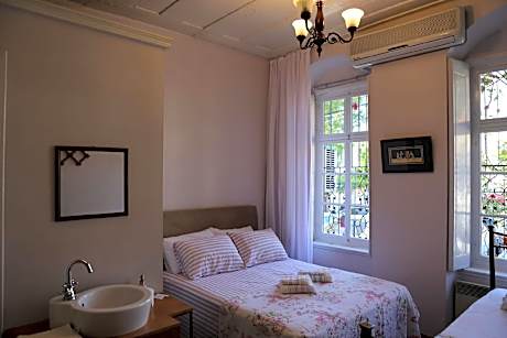 Purple Room