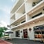 Labkoff cafe and Hostel