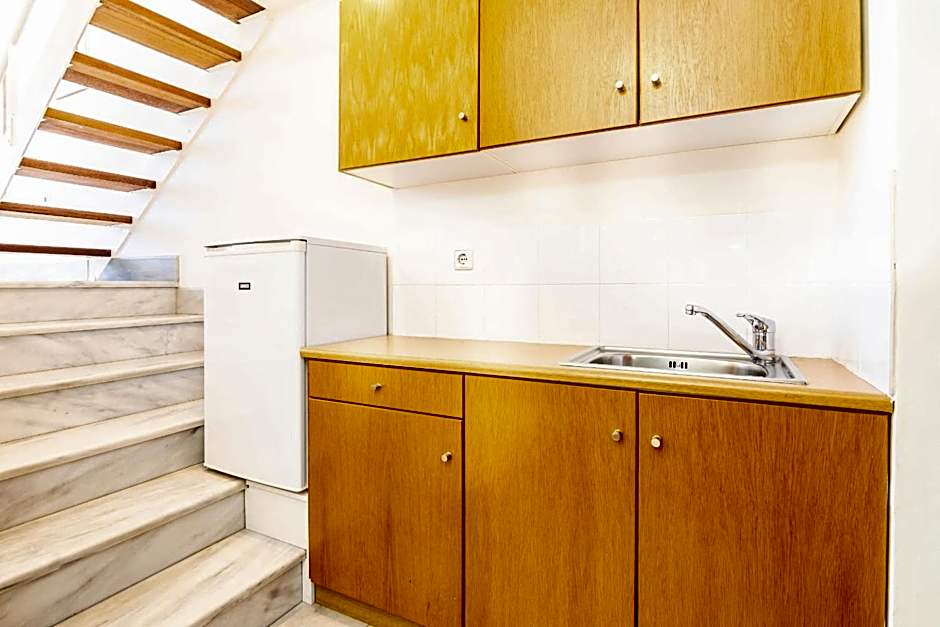 Orestis Hotel Sea View Apartments