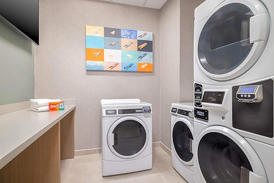 Homewood Suites by Hilton Thornton Denver