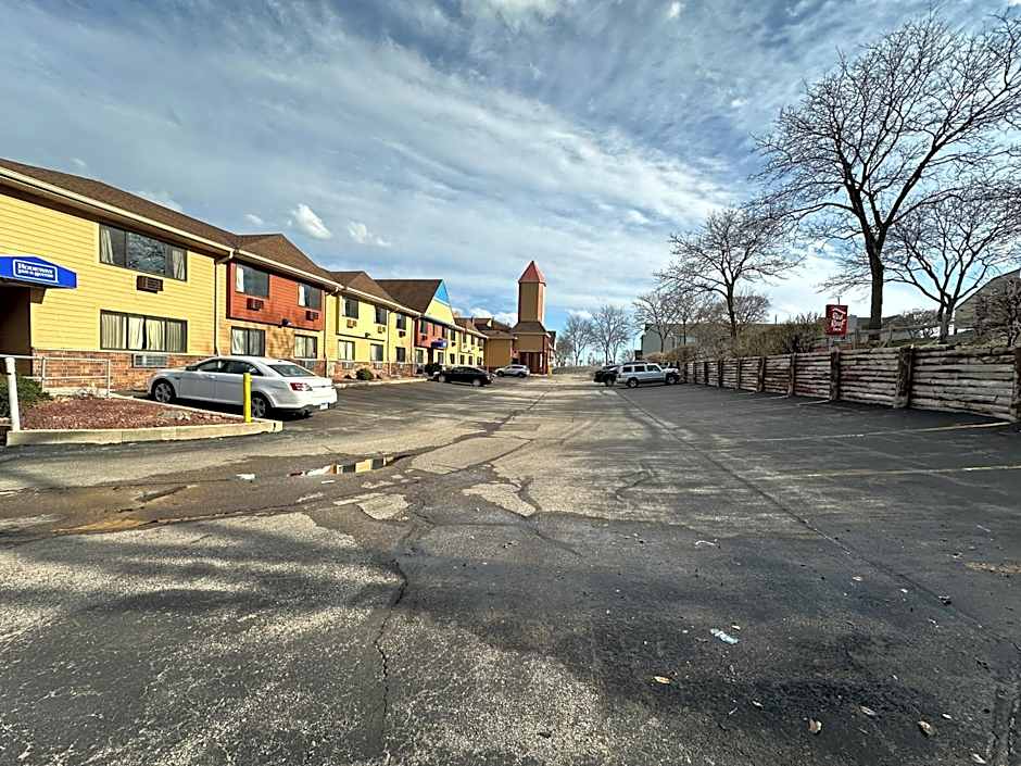 Rodeway Inn & Suites Madison East