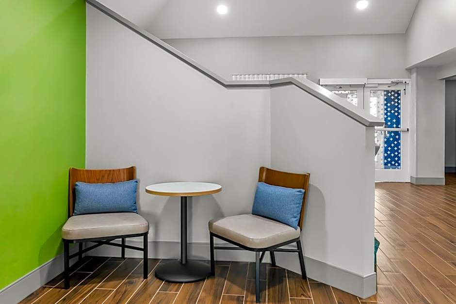 Spark by Hilton Lynchburg