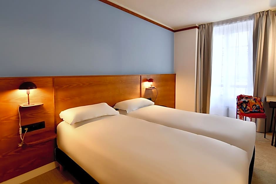 Agate Hotel