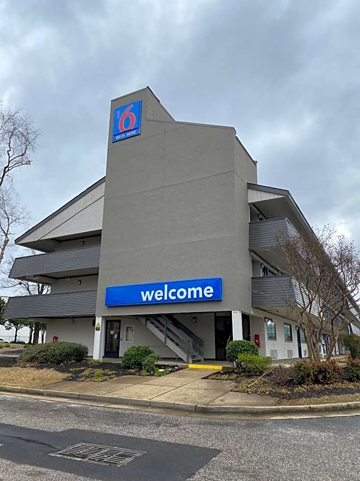 Motel 6-Memphis, TN - Downtown