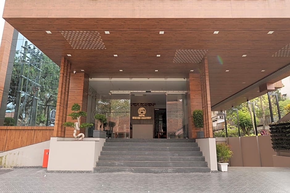 Hotel Grand Alleppey