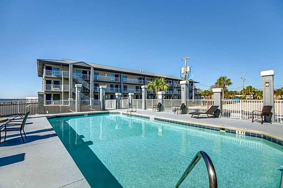 Seabreeze Inn - Fort Walton