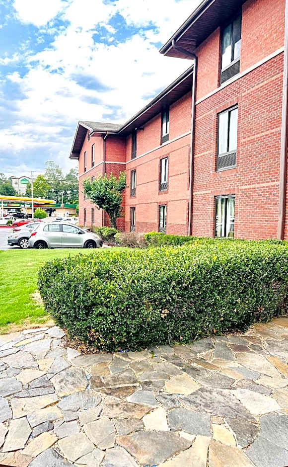 MainStay Suites Little Rock West Near Medical Centers