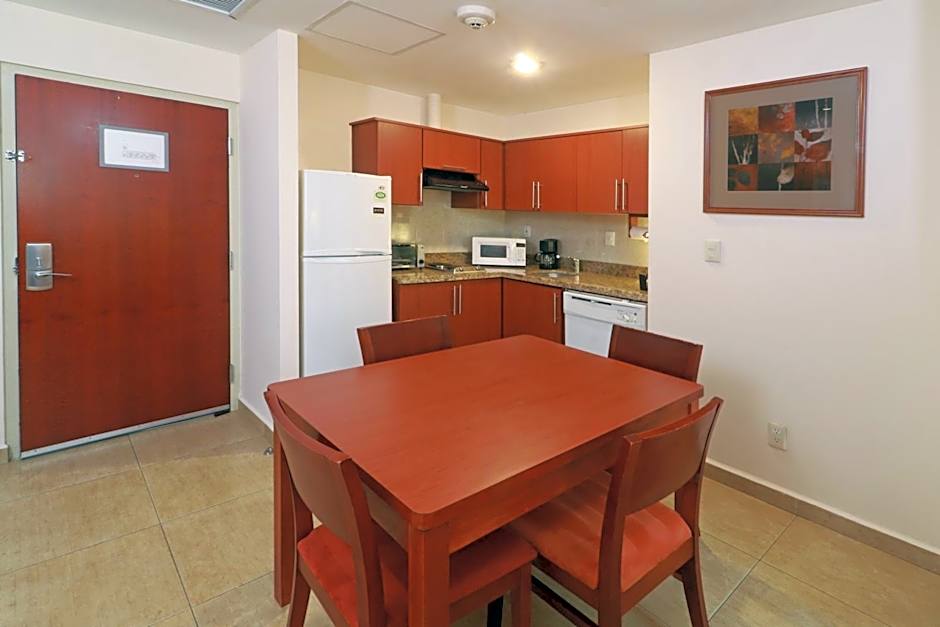 Staybridge Suites Queretaro By IHG