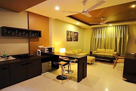 Dibrugarh Club House