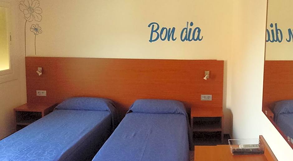 Hotel Mediterrani Express