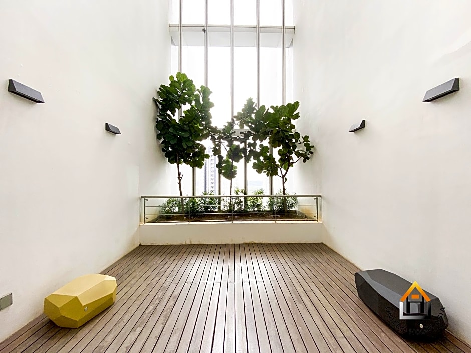 Holi 1Medini Suites Legoland