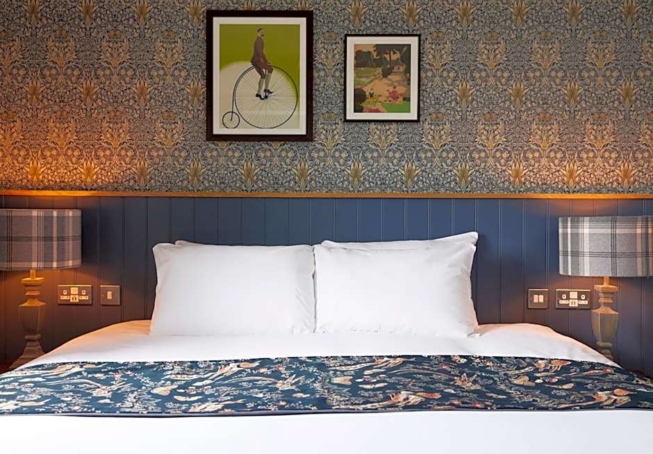 Rose Revived by Chef & Brewer Collection