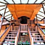 Hotel Besar Bulan Baru