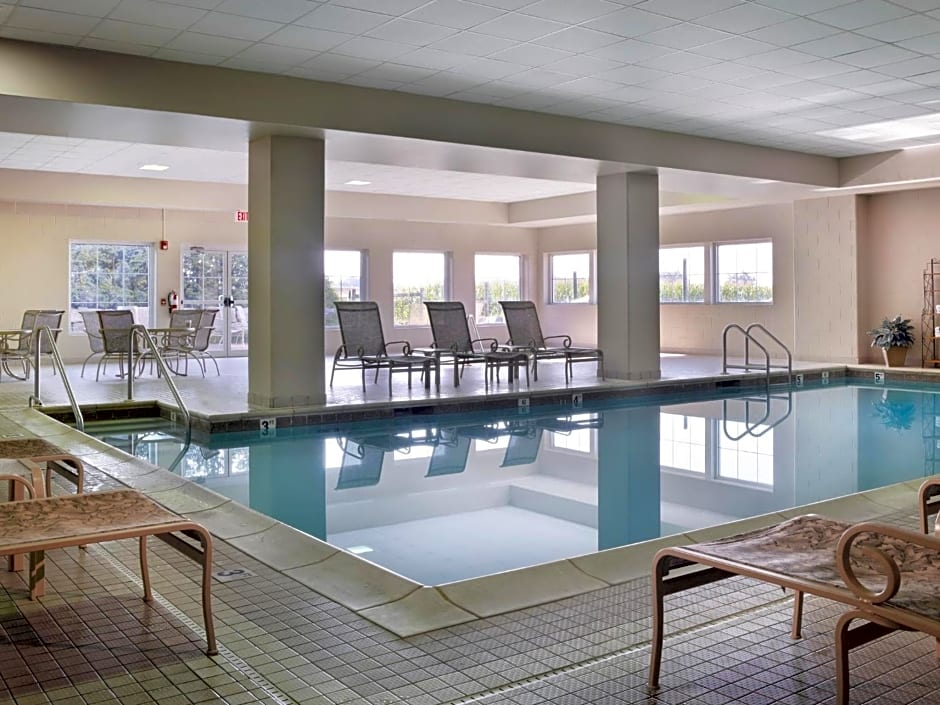 Amish View Inn & Suites