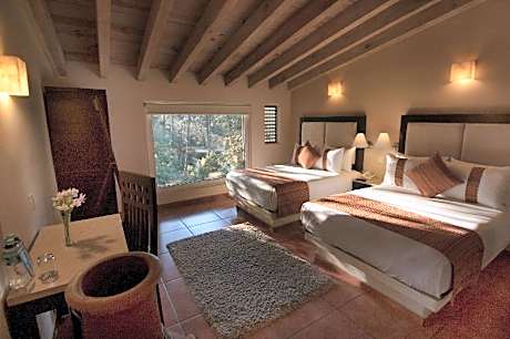 Master Suite con una cama