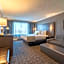 Best Western Premier Airport/Expo Center Hotel