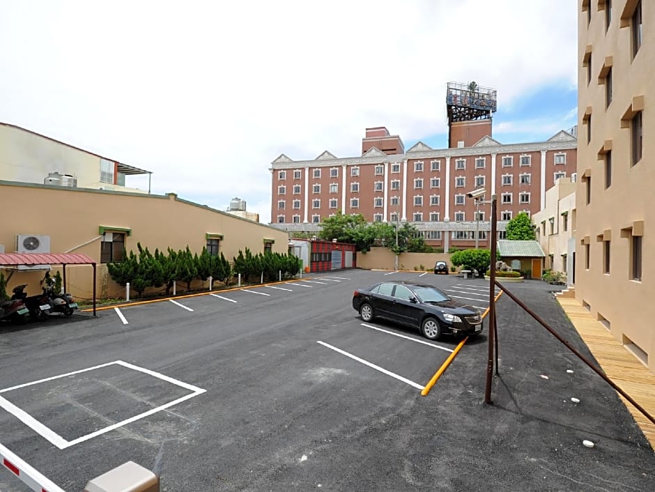 The Riverside Hotel Hengchun