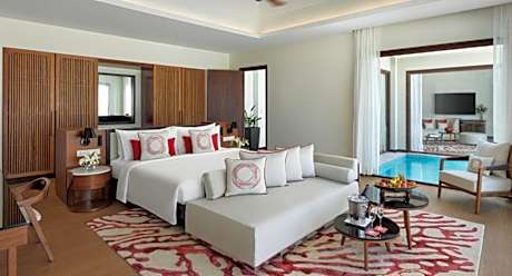 One Bedroom Beach Pool Pavilion