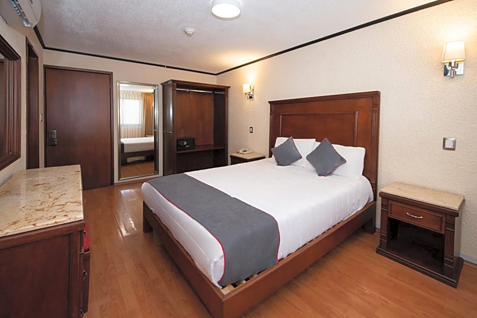 Hotel Senorial
