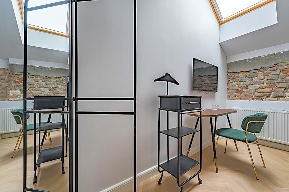 St Casimir Apartments