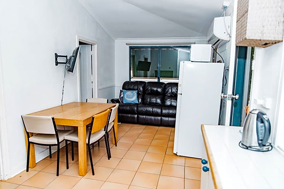 Dongara Hotel Motel