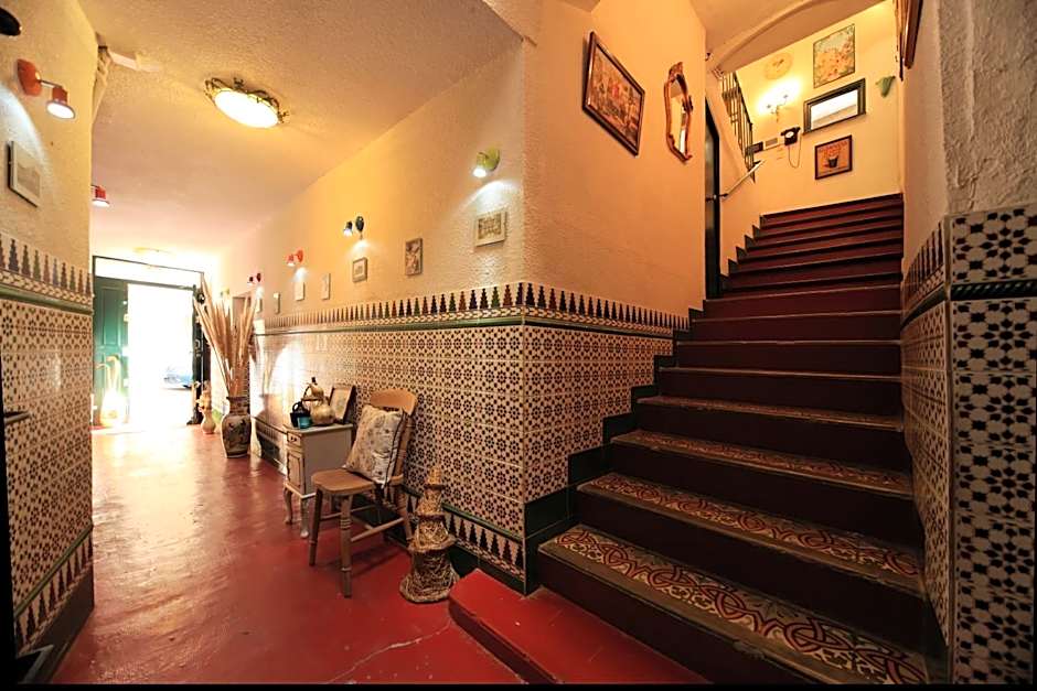 Maison De L'Orb