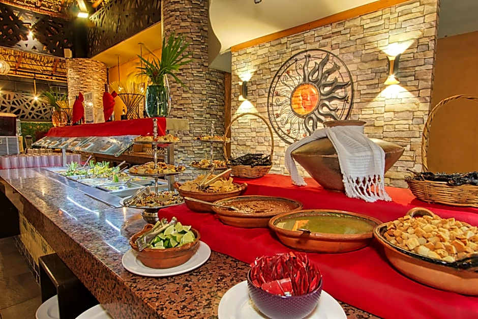 Binniguenda Huatulco & Beach Club